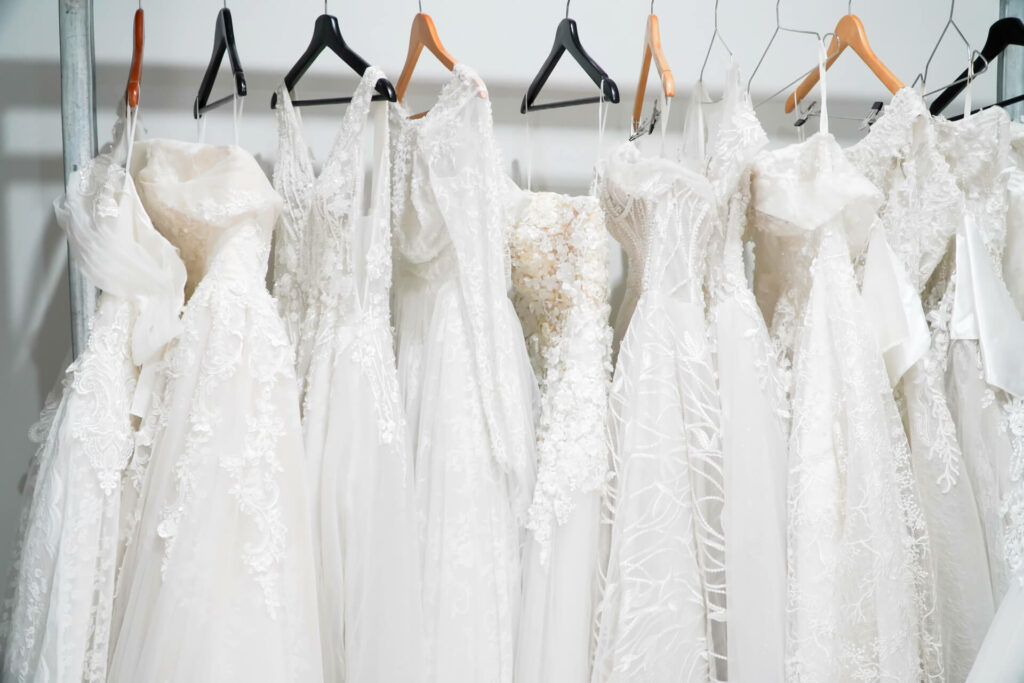 LET'S MAKE WEDDING DRESS SHOPPING LESS STRESSFUL: How to Master the Wedding  Gown Hunt like a Pro