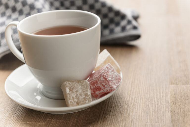 How to Hold a Teacup Correctly: Mastering Tea Etiquette